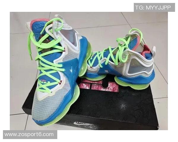 詹姆斯23代Heatles配色正式发售致敬热火三巨头引发球迷热议